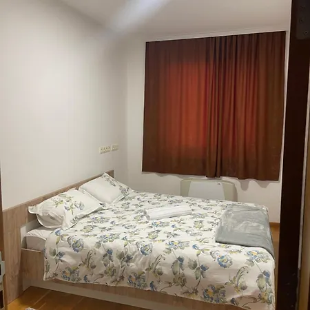 Place4you Apartman *