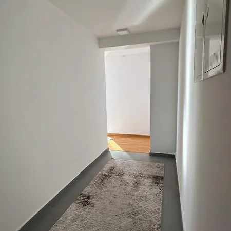 Place4you Apartman *